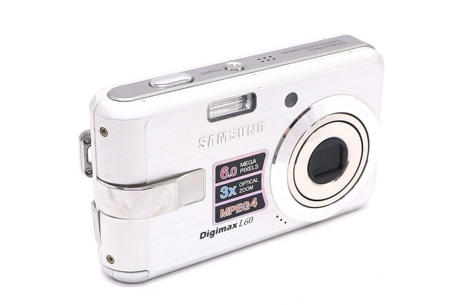 Samsung Digimax L60 в упаковке