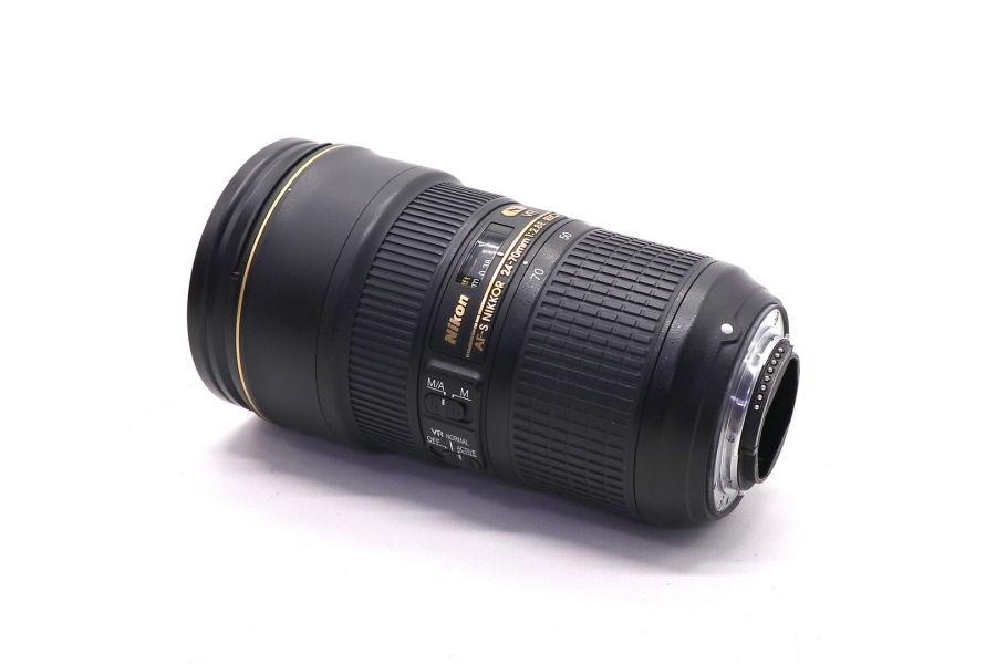 Nikon 24-70mm f/2.8E ED VR AF-S Nikkor в упаковке