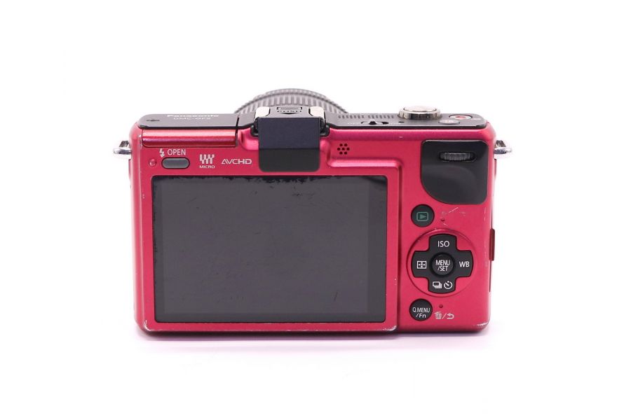 Panasonic Lumix DMC-GF2 kit (пробег 9300 кадров)