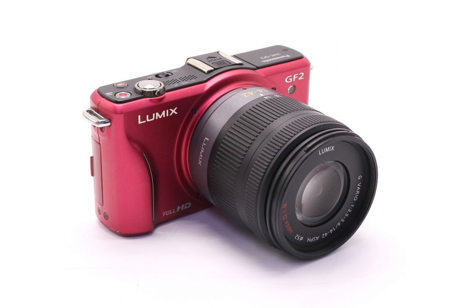 Panasonic Lumix DMC-GF2 kit (пробег 9300 кадров)