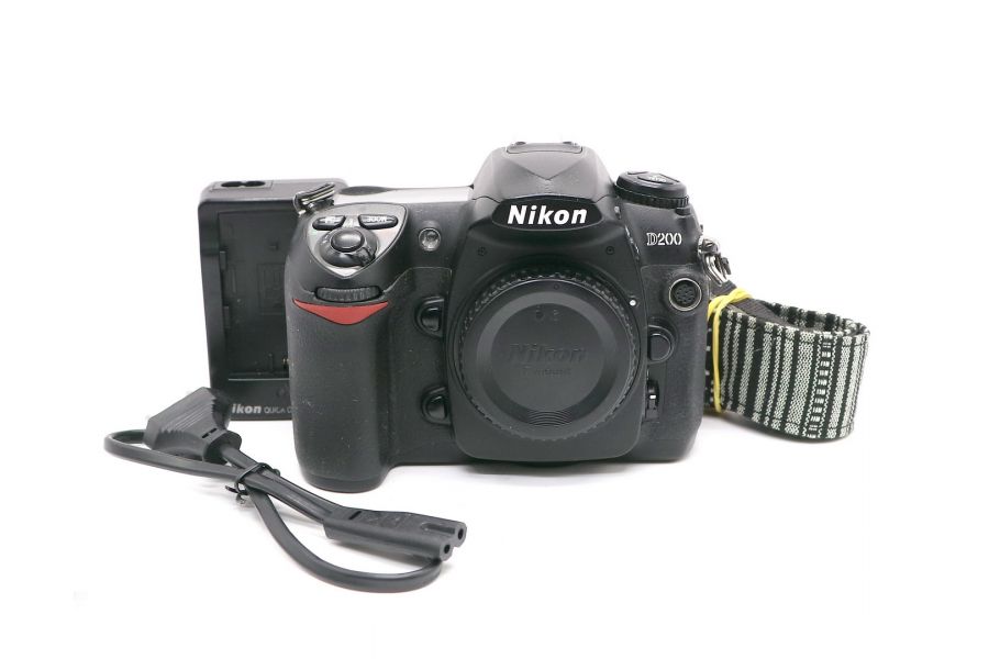 Nikon D200 body (пробег 12740 кадров)