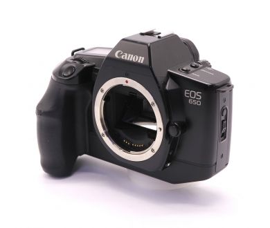 Canon EOS 650 body (Japan)