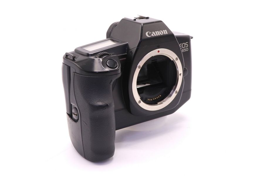 Canon EOS 650 body (Japan)