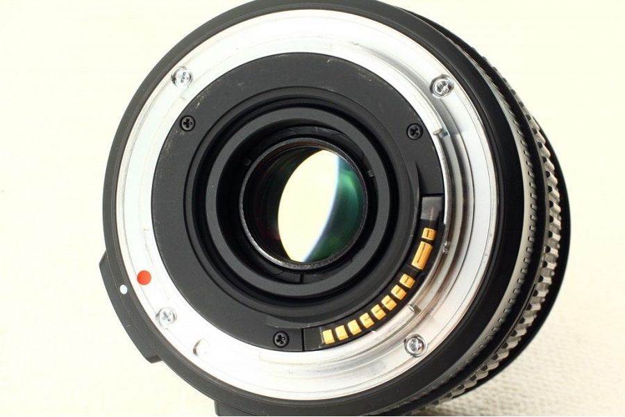 Sigma AF 17-70mm f/2.8-4 DC MACRO OS HSM в упаковке