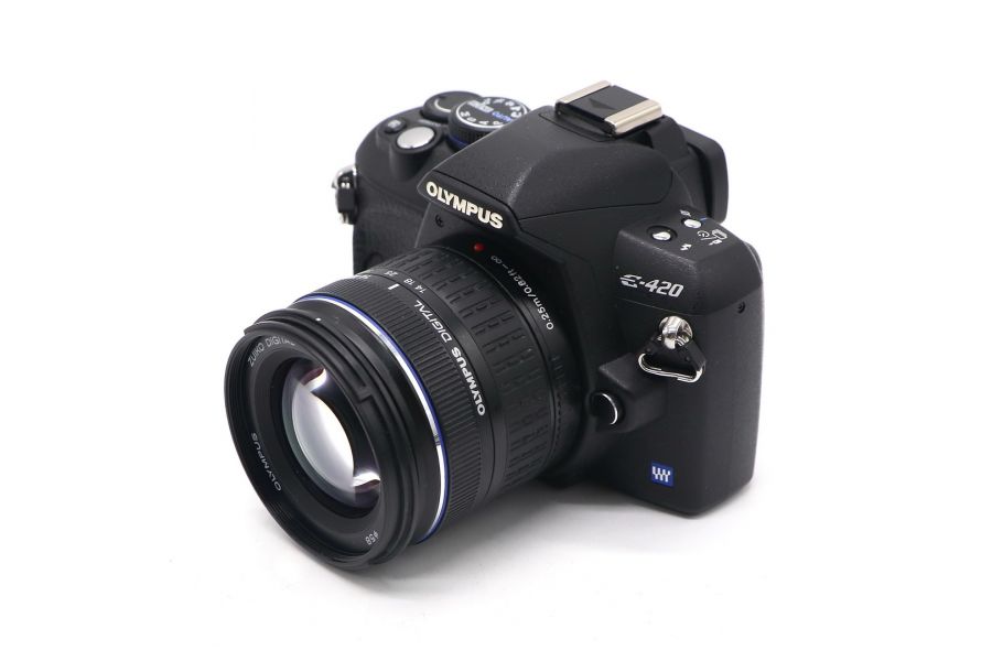 Olympus E-420 kit в упаковке