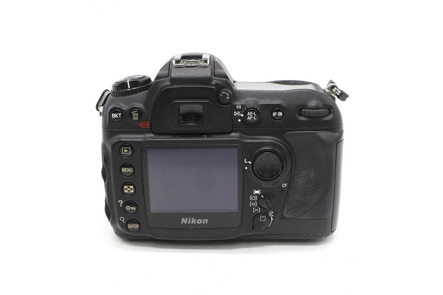 Nikon D200 kit 18-105mm f/3.5-5.6G AF-S ED DX VR Nikkor