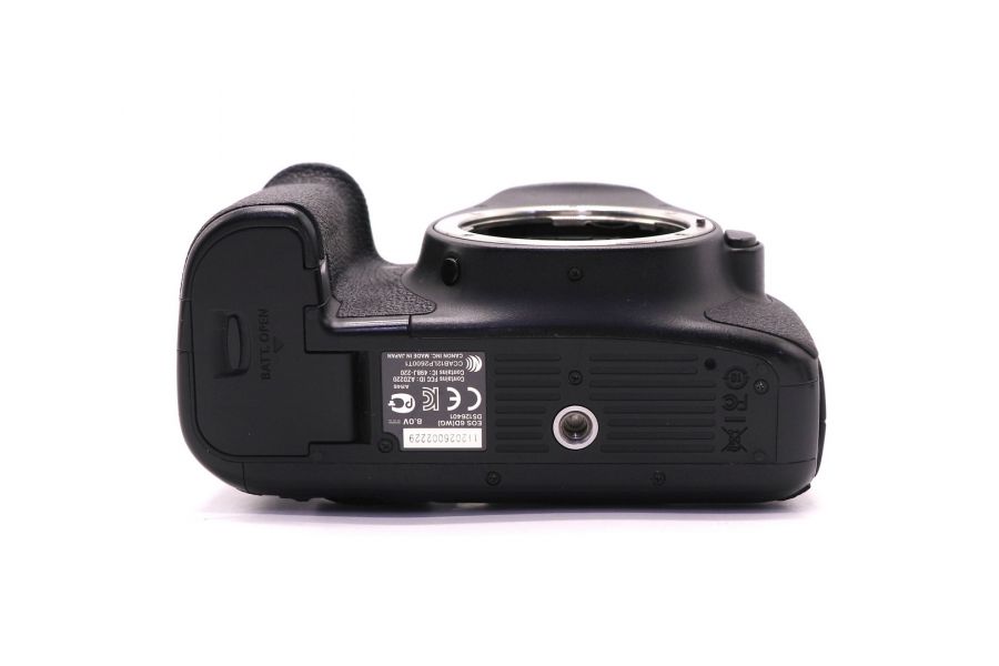 Canon EOS 6D body (пробег 31500 кадров)