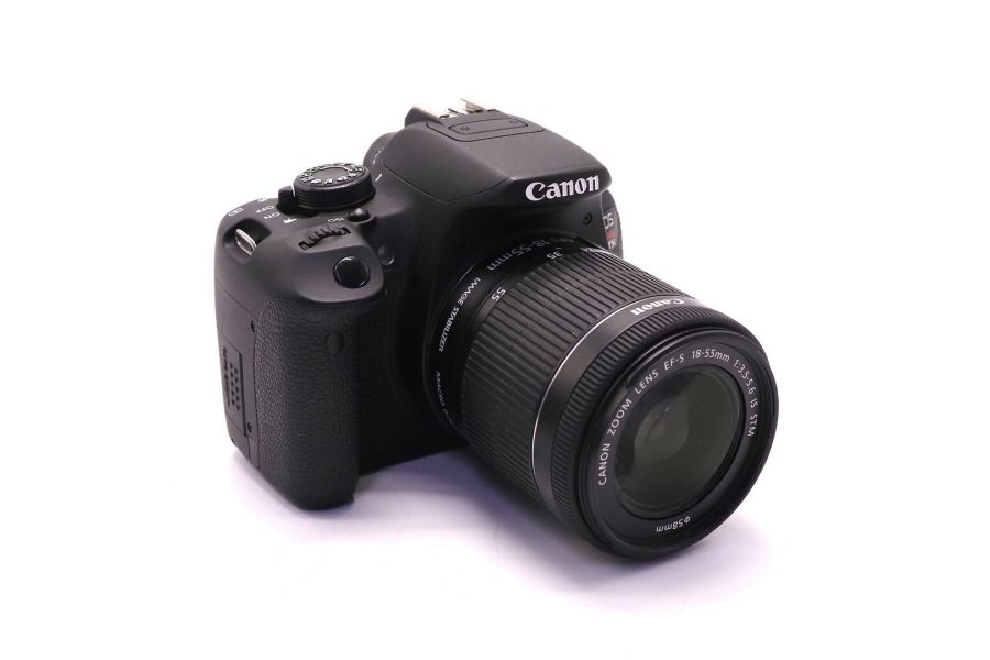 Canon EOS Rebel T5i (700D) kit (пробег 8960 кадров)