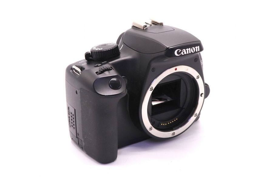 Canon EOS 1000D body (пробег 9415 кадров)