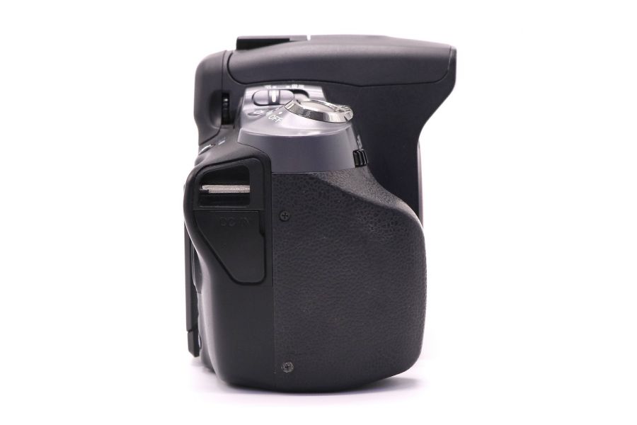 Sony a380 body (пробег 13940 кадров)