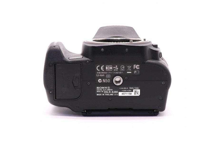 Sony a380 body (пробег 13940 кадров)