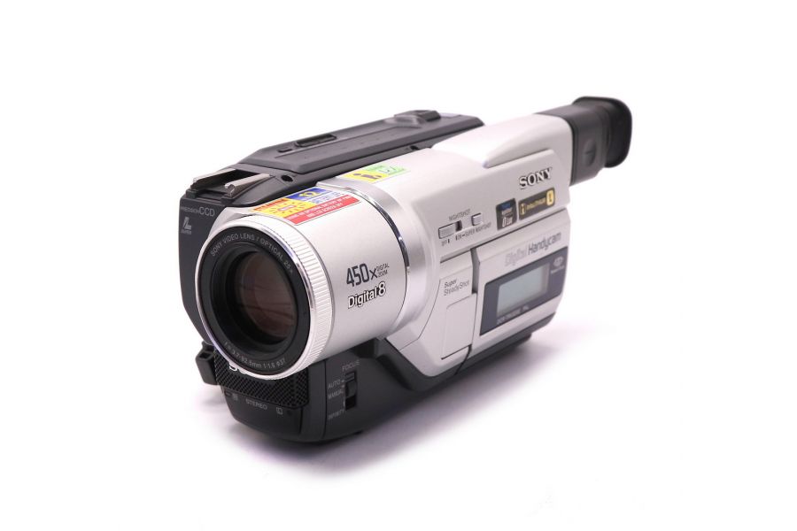 Видеокамера Sony DCR-TRV320E