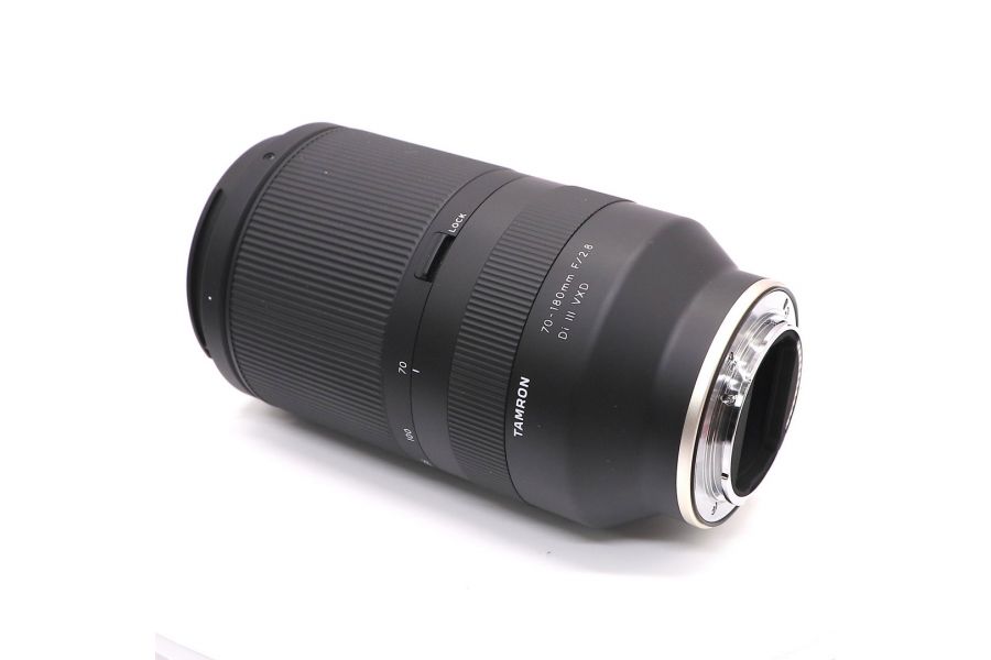 Tamron 70-180mm f/2.8 Di III VXD Sony E в упаковке