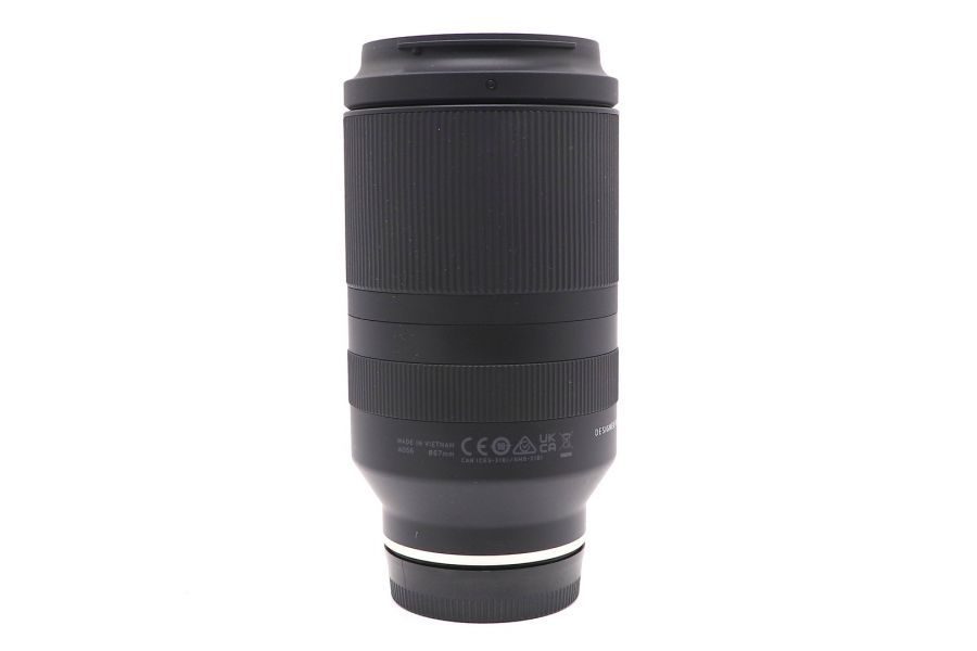 Tamron 70-180mm f/2.8 Di III VXD Sony E в упаковке