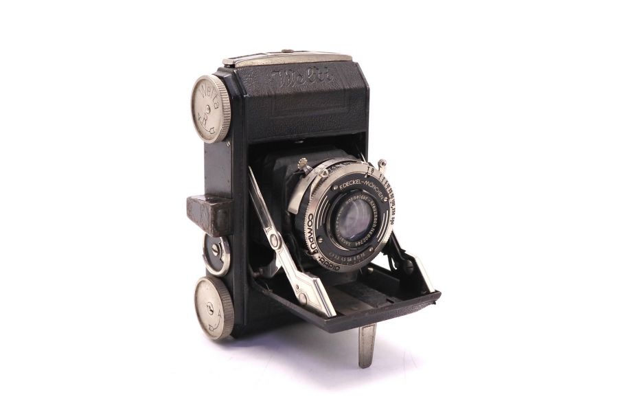 Welta Welti + Schneider Xenar 5cm f/2.9