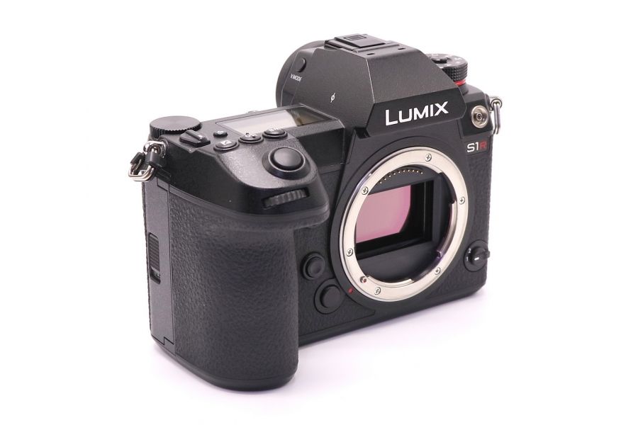 Panasonic Lumix S1R body в упаковке (пробег 47250 кадров)