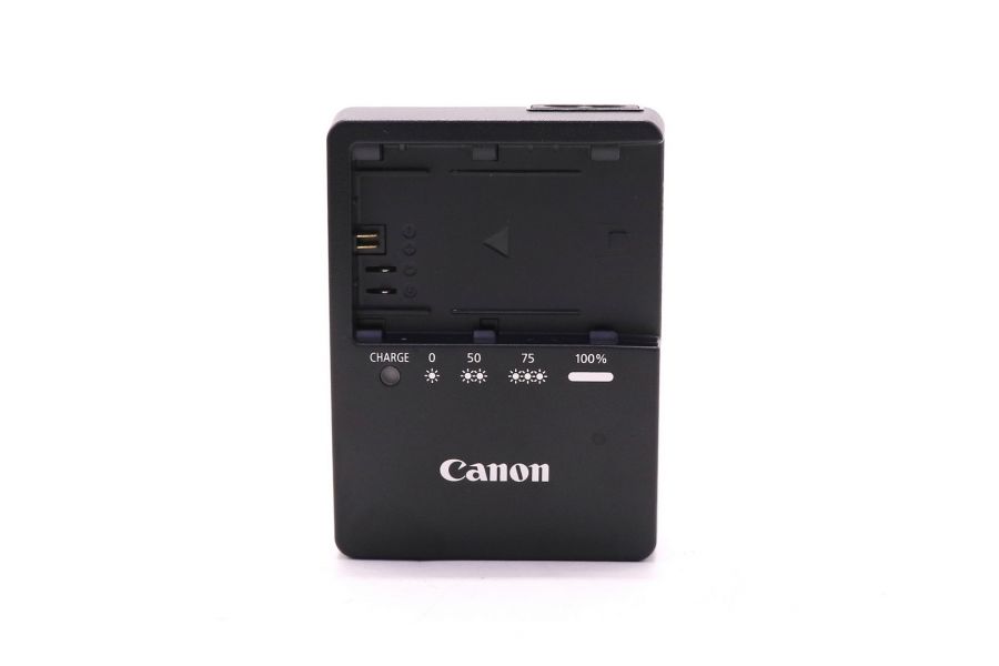 Зарядное устройство Canon LC-E6E в упаковке (Китай)