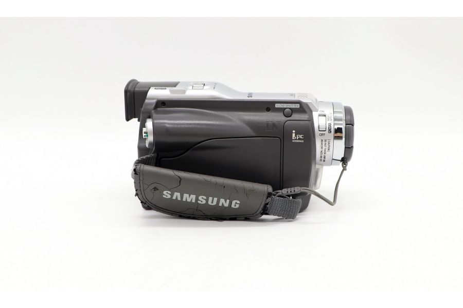 Видеокамера Samsung VP-D21i