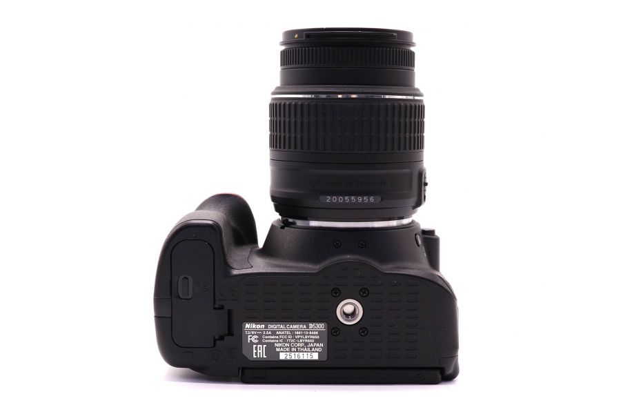 Nikon D5300 kit (пробег 2615 кадров)