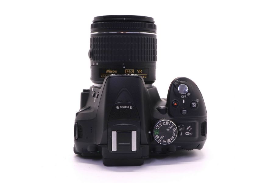 Nikon D5300 kit (пробег 1790 кадров)