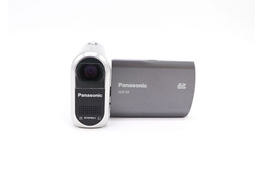 Видеокамера Panasonic SDR-S9