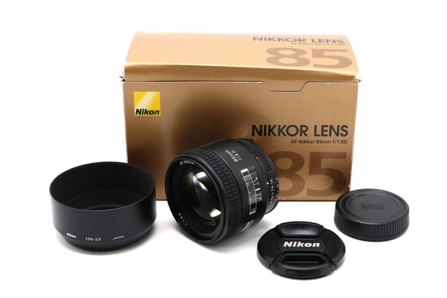 Nikon 85mm f/1.8D AF Nikkor в упаковке