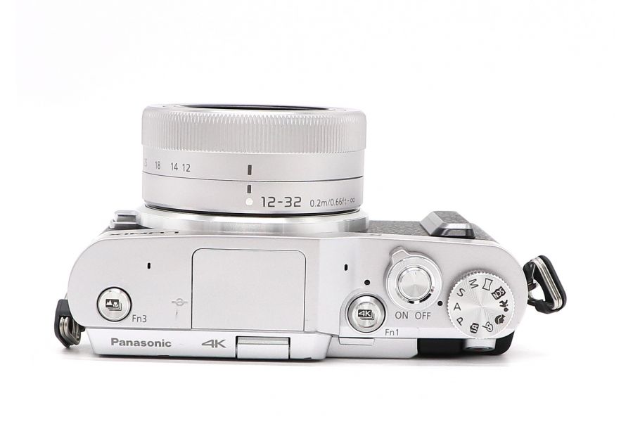 Panasonic Lumix DC-GX880 kit box