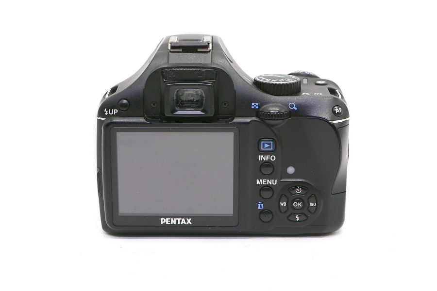 Pentax K-m kit (пробег 27850 кадров)