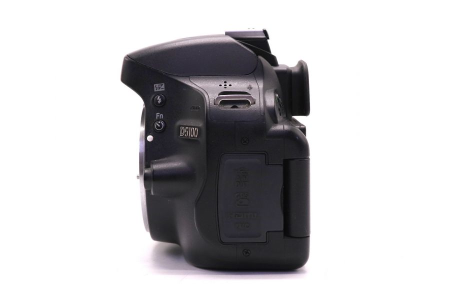Nikon D5100 body в упаковке (пробег 11670 кадров)