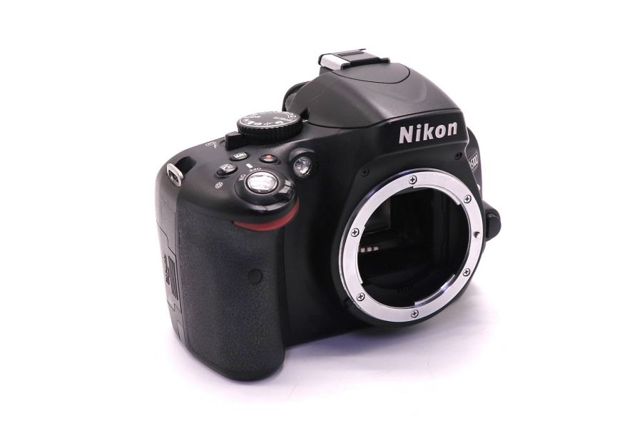 Nikon D5100 body в упаковке (пробег 11670 кадров)