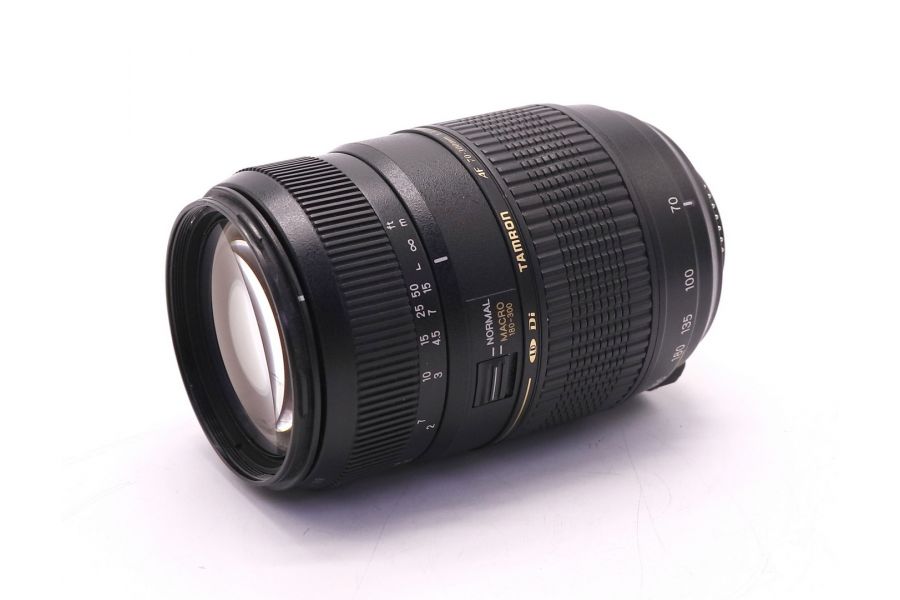 Tamron AF 70-300mm f/4-5.6 Di LD MACRO 1:2 (A17) Nikon F (Vietnam, 2016)