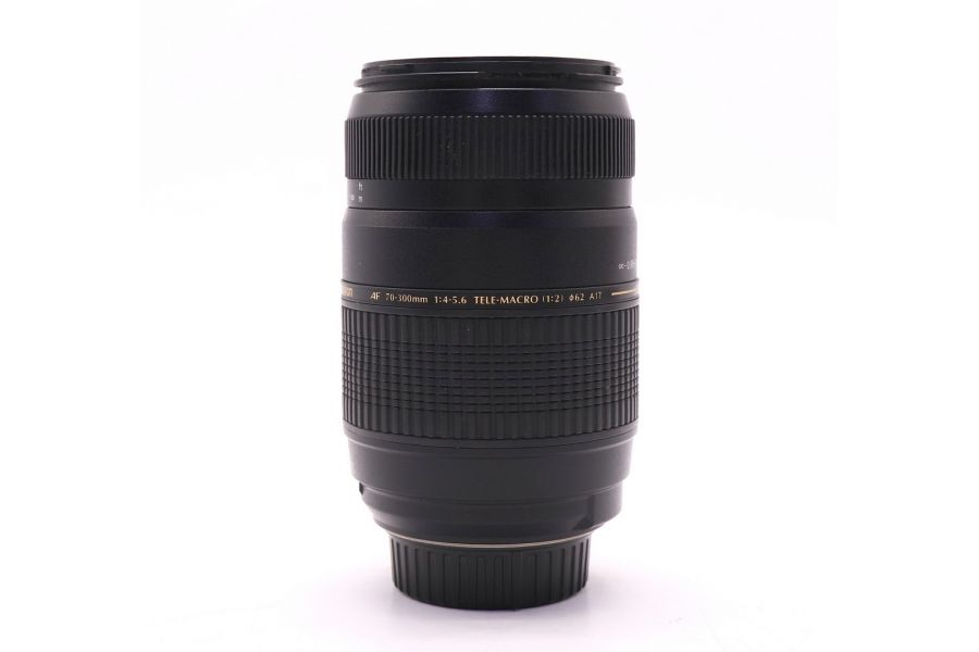 Tamron AF 70-300mm f/4-5.6 Di LD MACRO 1:2 (A17) Nikon F (Vietnam, 2016)