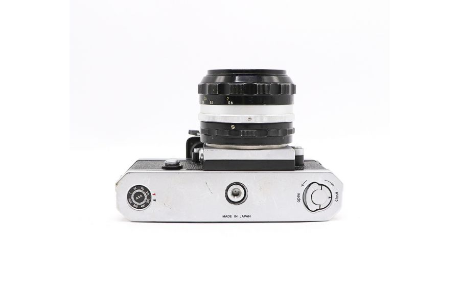 Nikon F Photomic FTn + Nikon 50mm f/1.4 Nikkor-S.C