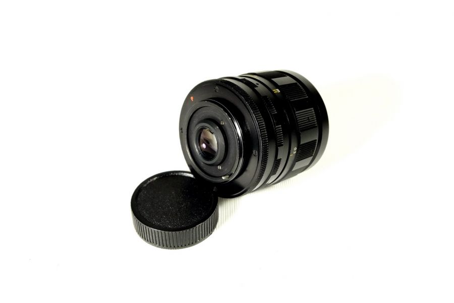 Soligor Wide-Auto 28mm f/2,8 M42 (Japan, 1989)