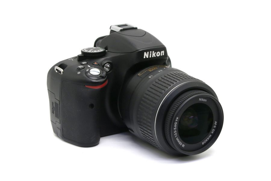 Nikon D5100 kit (пробег 8960 кадров)