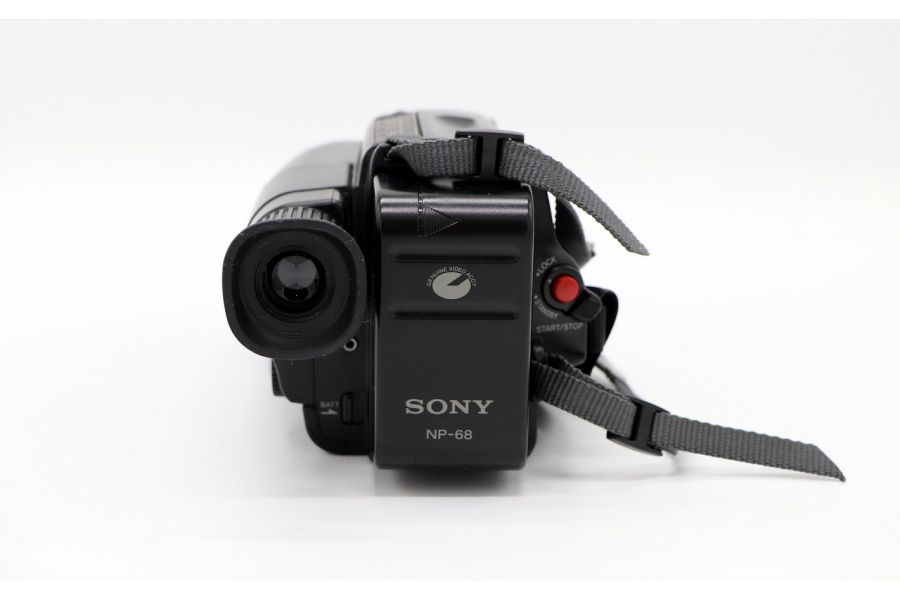 Видеокамера Sony CCD-TR340E