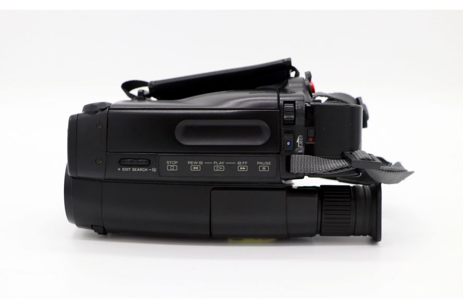 Видеокамера Sony CCD-TR340E