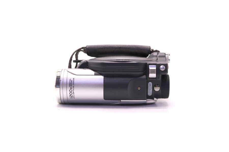 Видеокамера Hitachi DZ-BX35E компактная цифровая