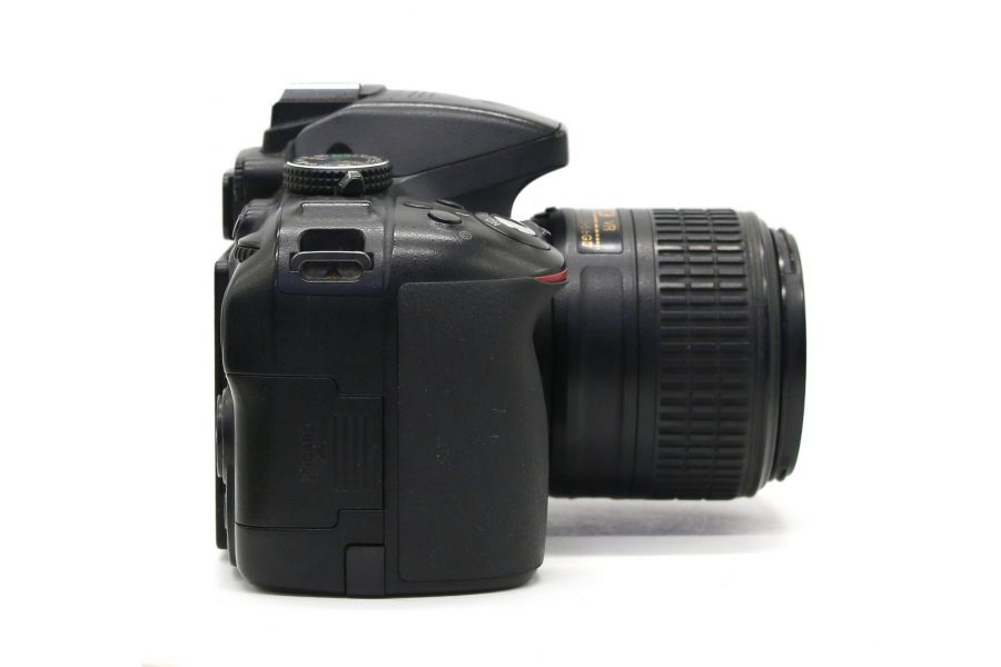 Nikon D5300 kit (пробег 21240 кадров)