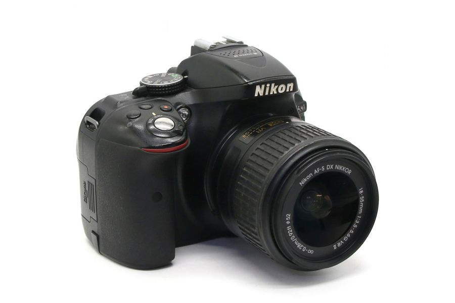 Nikon D5300 kit (пробег 21240 кадров)