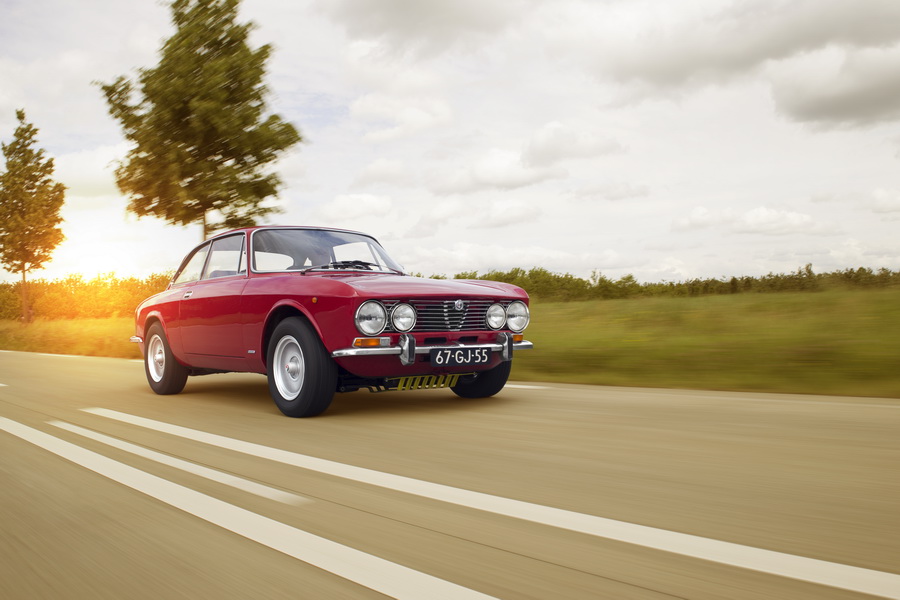 Canon EF 35-80mm 4-5.6 USM (Japan, 1992)