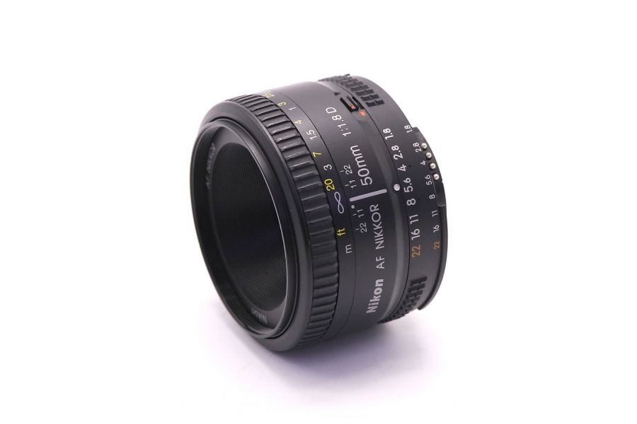 Nikon 50mm f/1.8D AF Nikkor (China, 2014)
