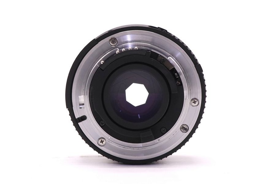 Nikon 50mm f/1.8D AF Nikkor (China, 2014)