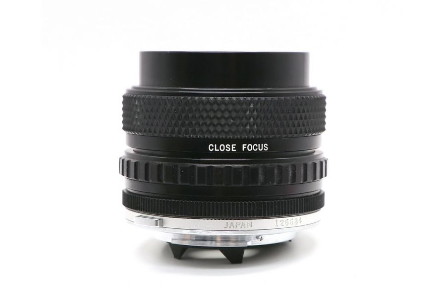 Olympus OM-System S Zuiko Auto-Zoom 35-70mm f/3.5-4.5