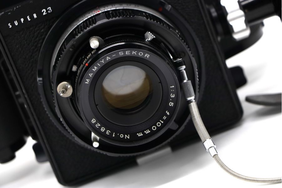 Mamiya Super 23, Japan