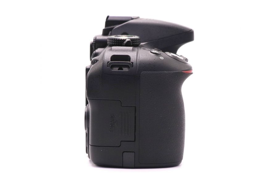 Nikon D5300 body (пробег 20720 кадров)