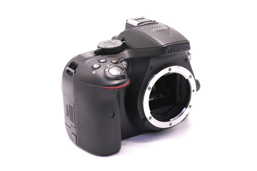 Nikon D5300 body (пробег 20720 кадров)