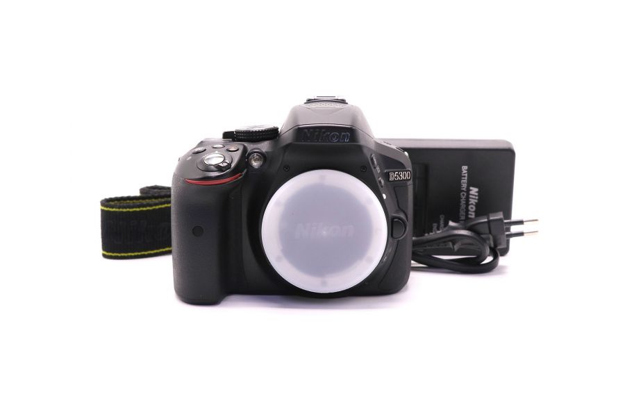 Nikon D5300 body (пробег 20720 кадров)