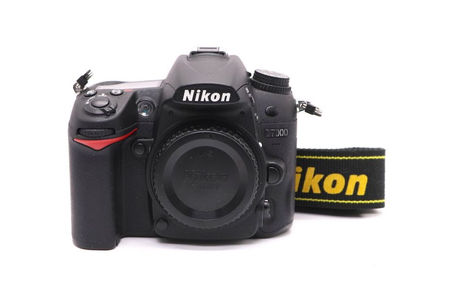 Nikon D7000 body (пробег 2955 кадров)