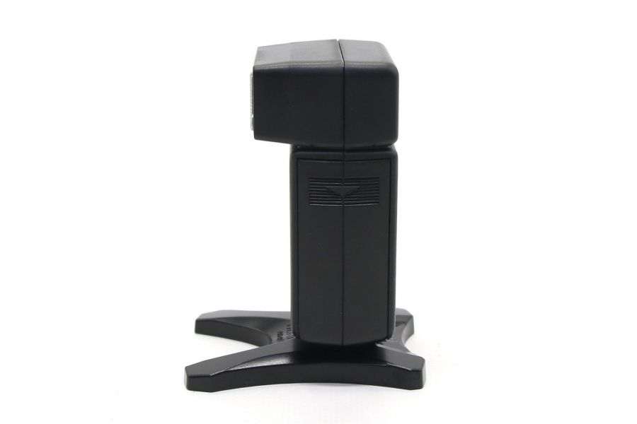 Фотовспышка Unomat B20 в упаковке